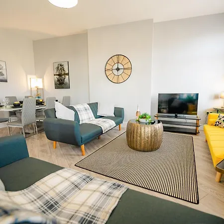 Spacious & Modern 3-Bed & High Ceiling Cardiff Exterior photo
